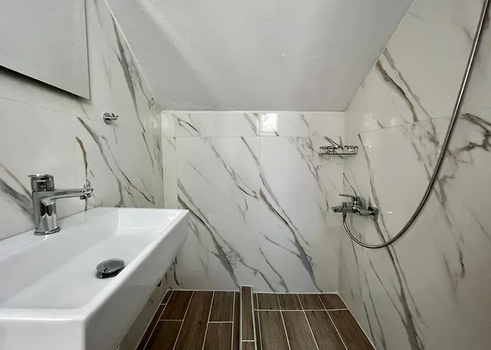 Thalassografia アパート